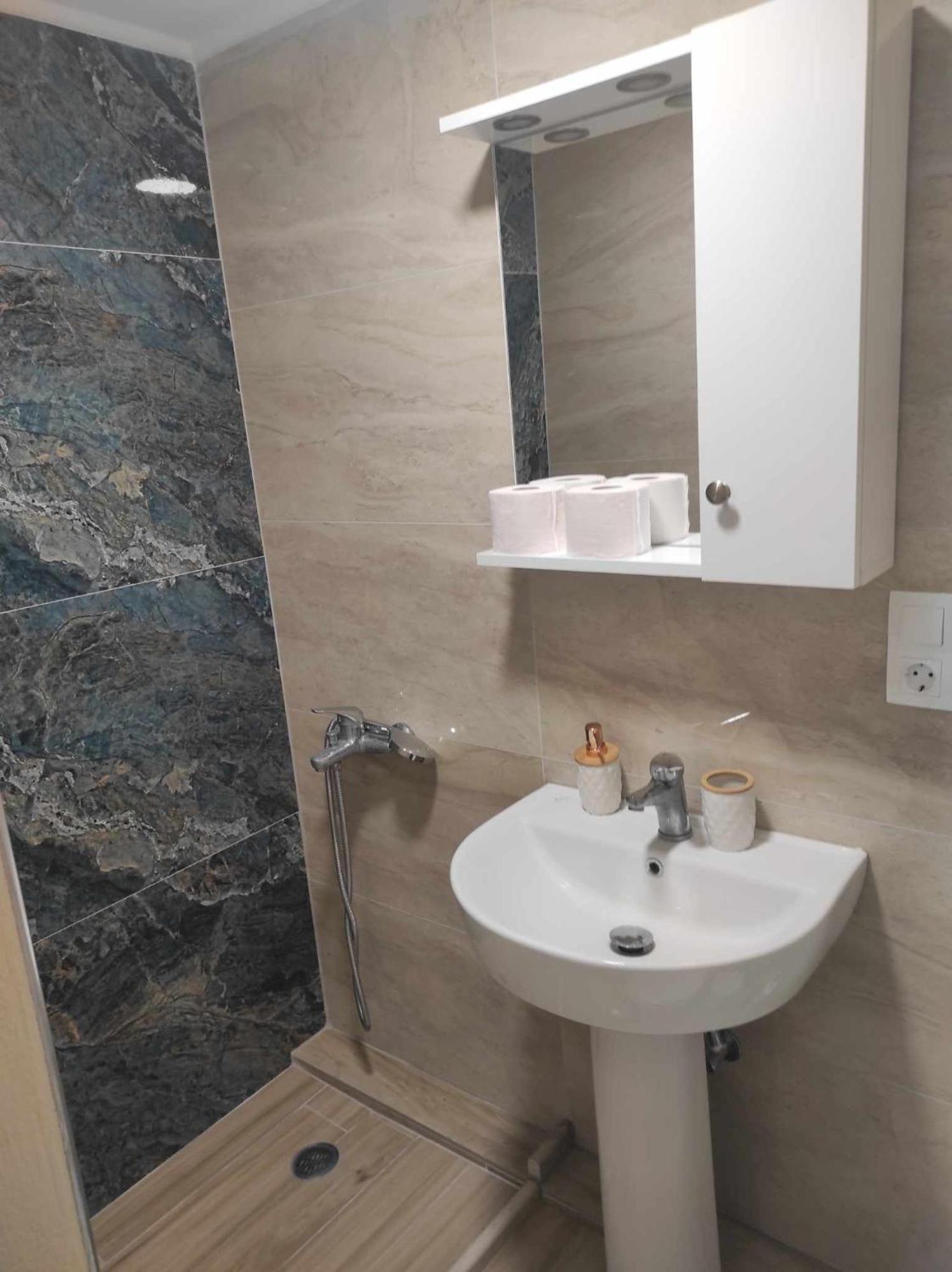 Light Blue Paralia Apartments Екстериор снимка
