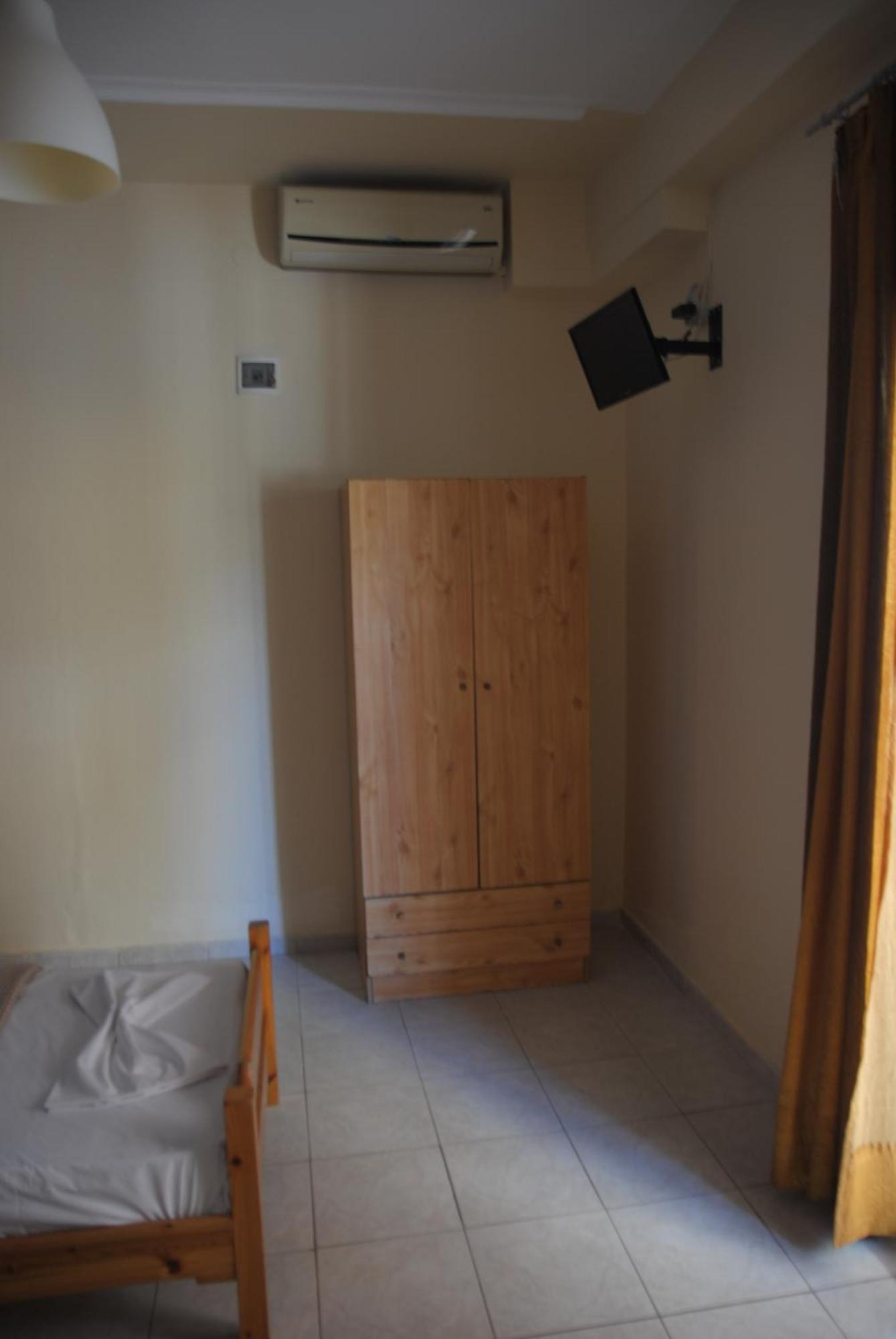 Light Blue Paralia Apartments Екстериор снимка