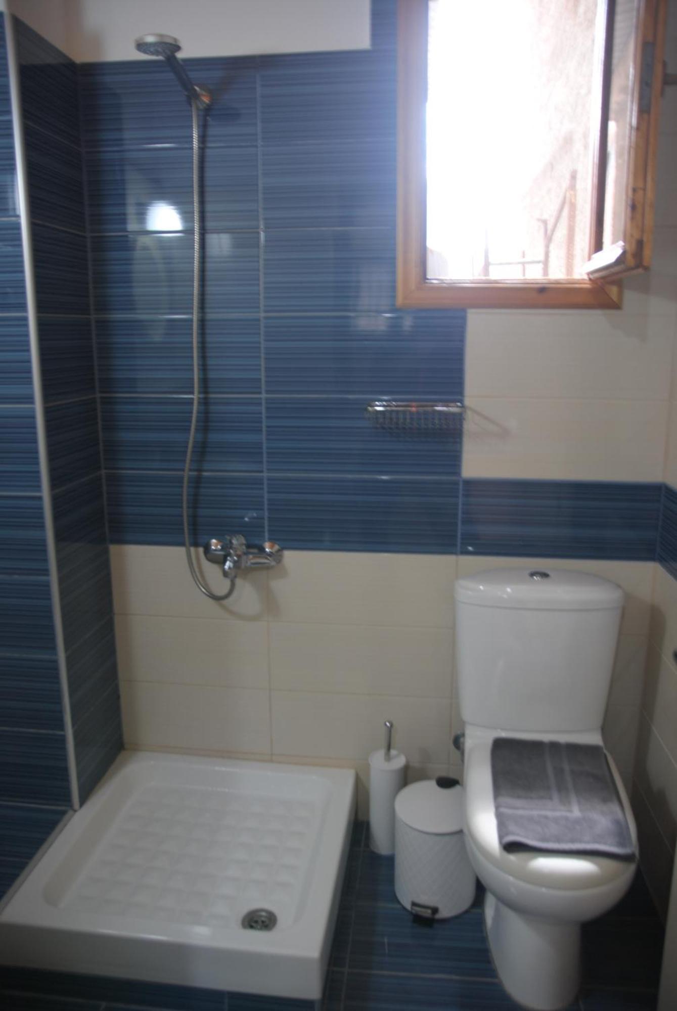 Light Blue Paralia Apartments Екстериор снимка