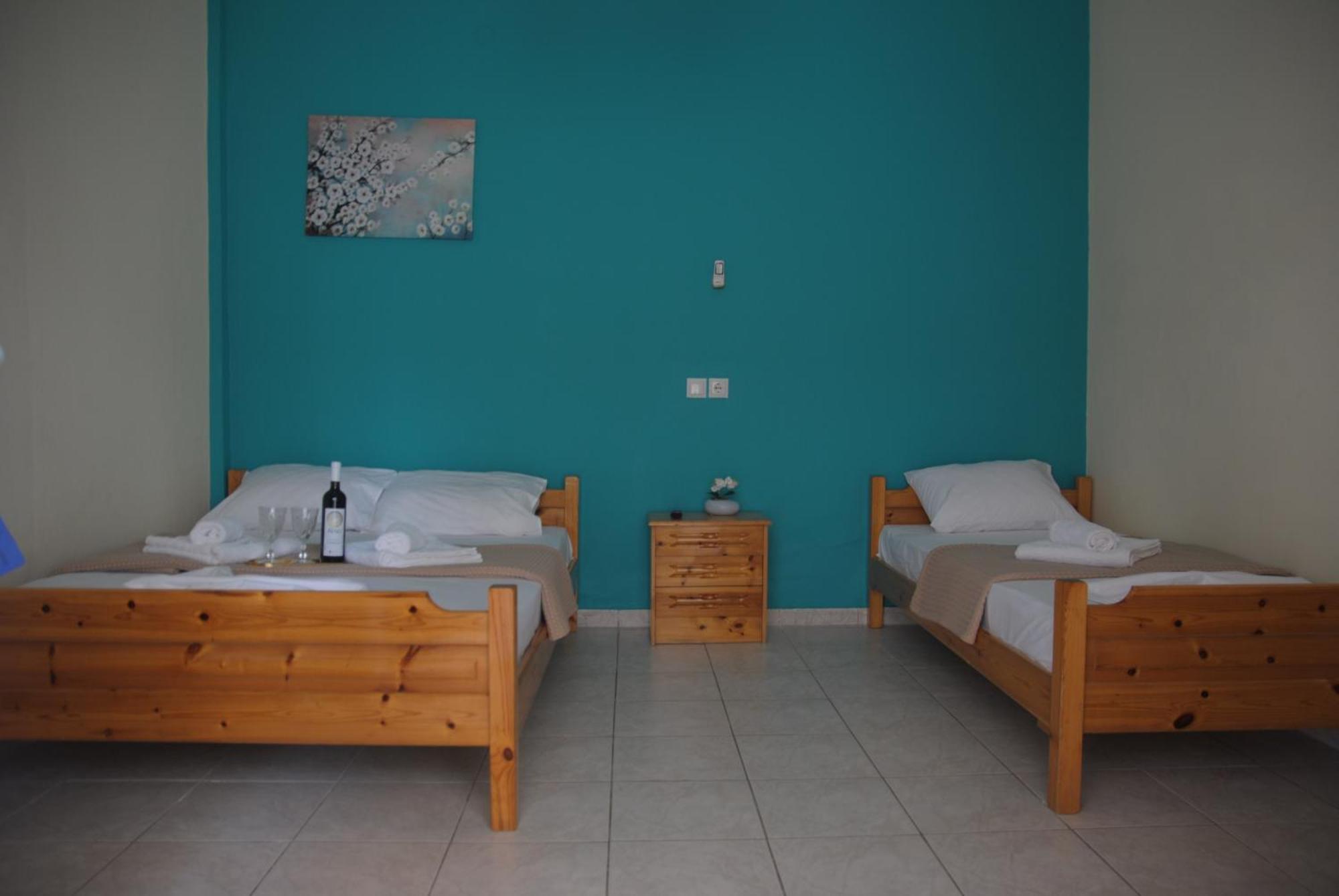 Light Blue Paralia Apartments Екстериор снимка