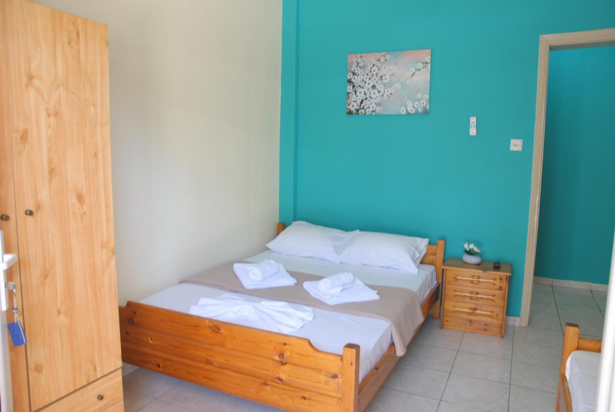 Light Blue Paralia Apartments Екстериор снимка