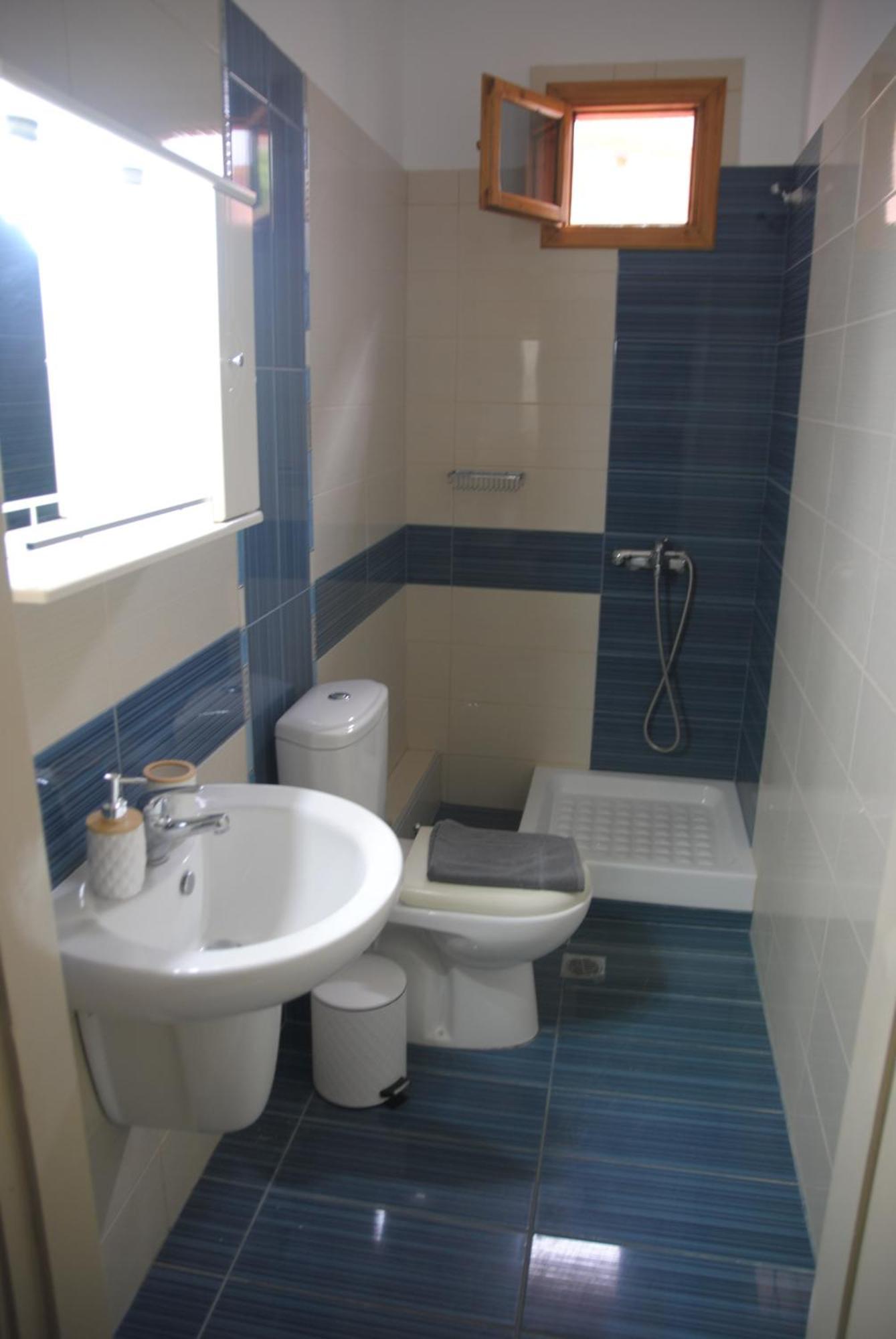 Light Blue Paralia Apartments Екстериор снимка