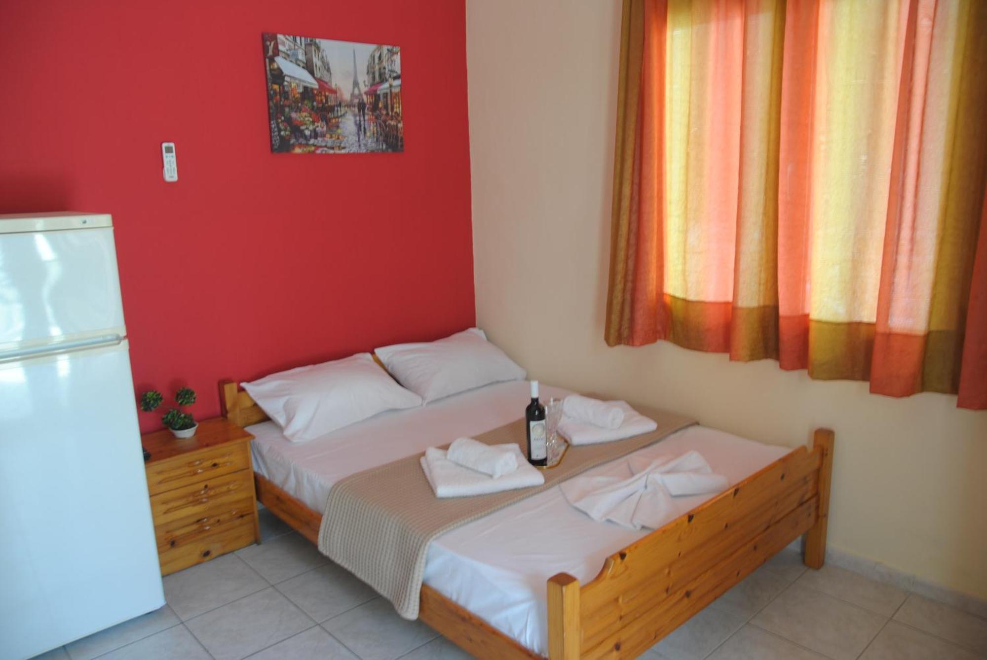 Light Blue Paralia Apartments Екстериор снимка
